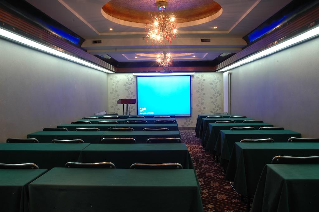 Harbin Yakelai Holiday Hotel Esterno foto