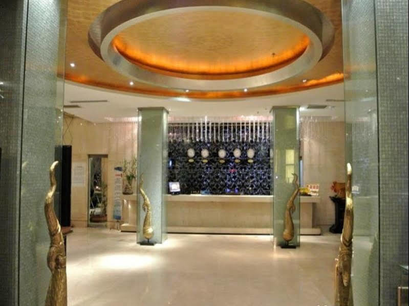 Harbin Yakelai Holiday Hotel Esterno foto